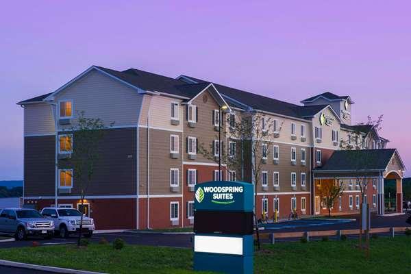 Images WoodSpring Suites Allentown
