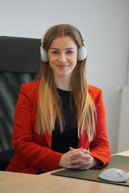 Bild 1 HDI Versicherungen: Isabell Reichardt in Schenefeld