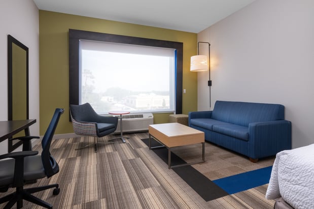 Images Holiday Inn Express & Suites Lakeland South by IHG