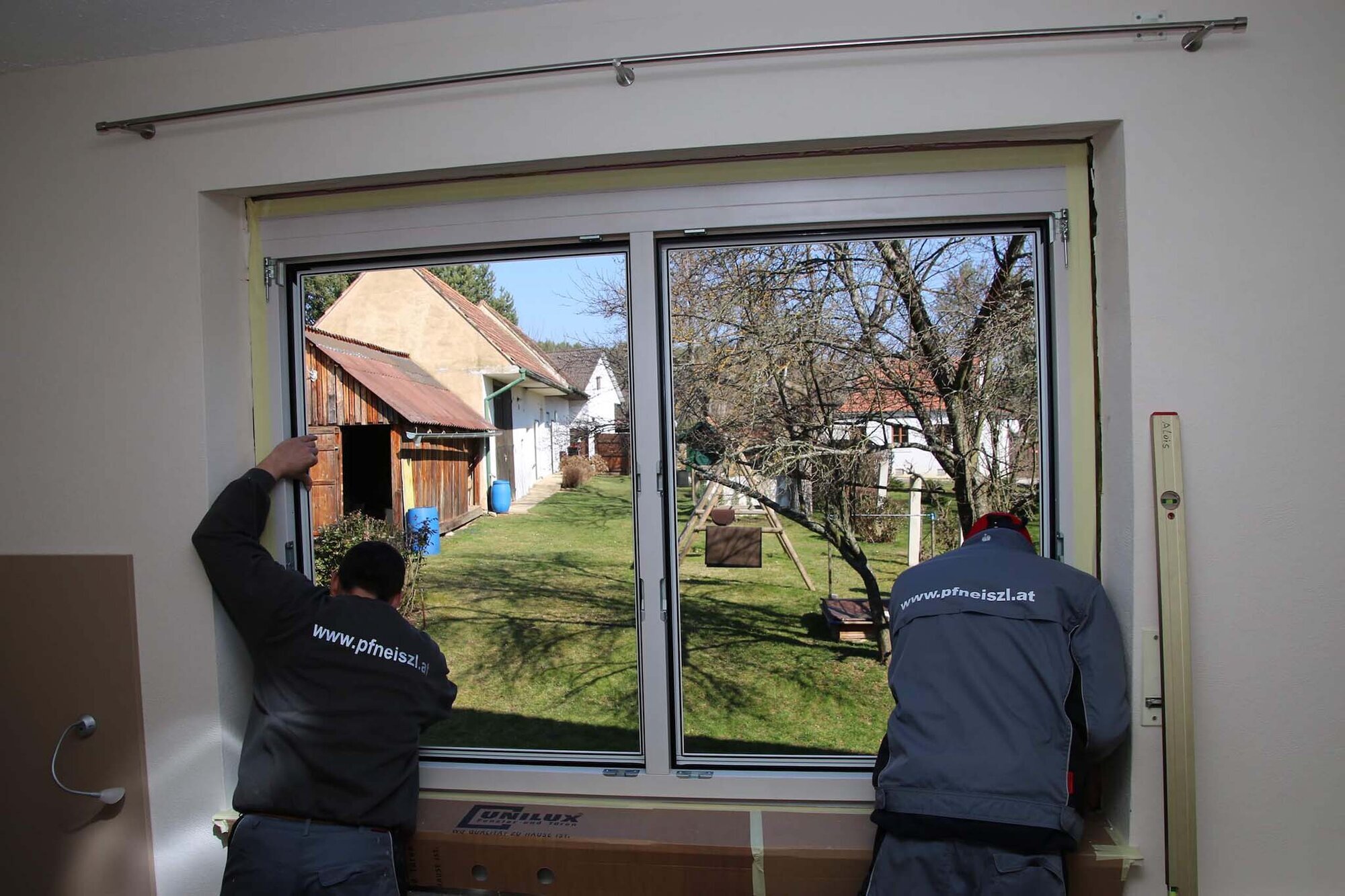 Bild 12 von Pfneiszl - Markus Grubits e.U. Fenster, Türen & Sonnenschutz