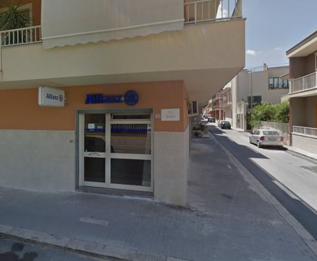 Images Allianz - Isabella Schinina' & C. Sas - Subagenzia di Pozzallo