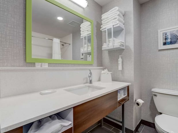 Images Hampton Inn and Suites by Hilton Cincinnati Midtown Rookwood