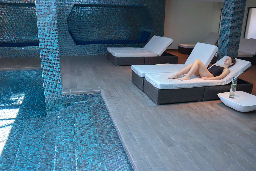 Spa pool Spa pool