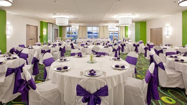 Images Holiday Inn Resort Fort Walton Beach by IHG