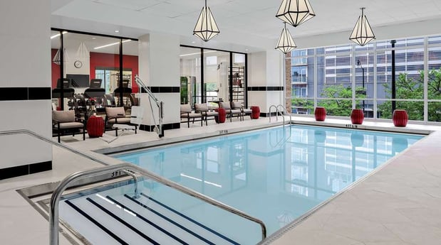 Images Hampton Inn Chicago McCormick Place