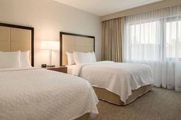 Images Embassy Suites by Hilton Milwaukee Brookfield