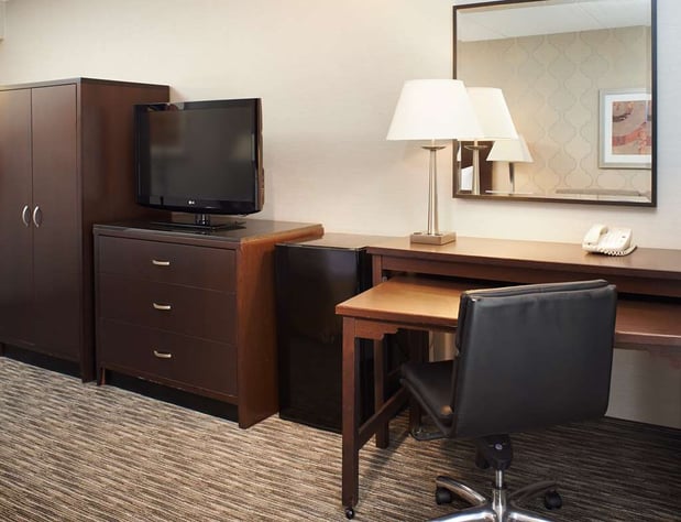 Images DoubleTree by Hilton Hotel Detroit - Dearborn