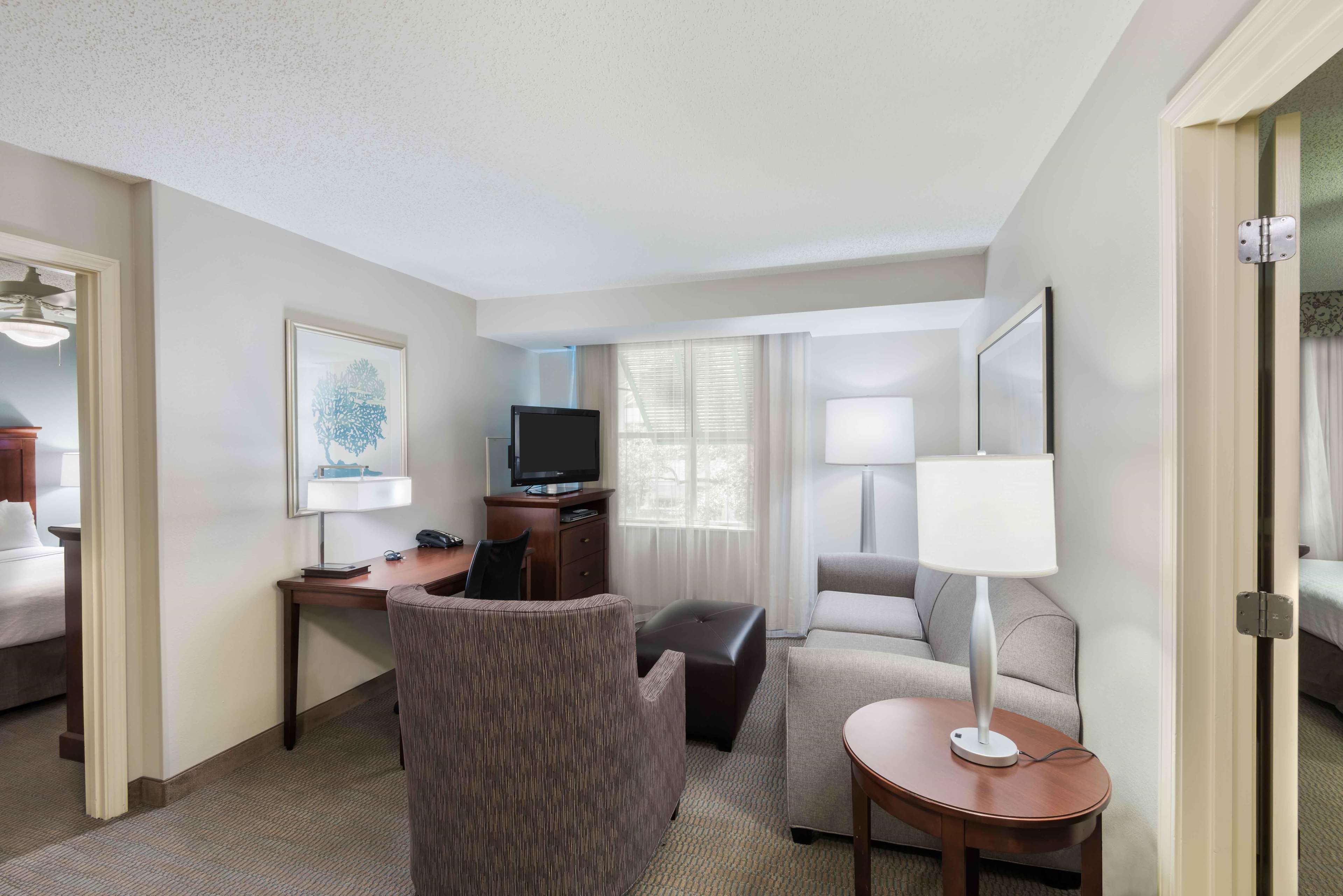 Homewood Suites by Hilton Tampa Airport - Westshore Photo