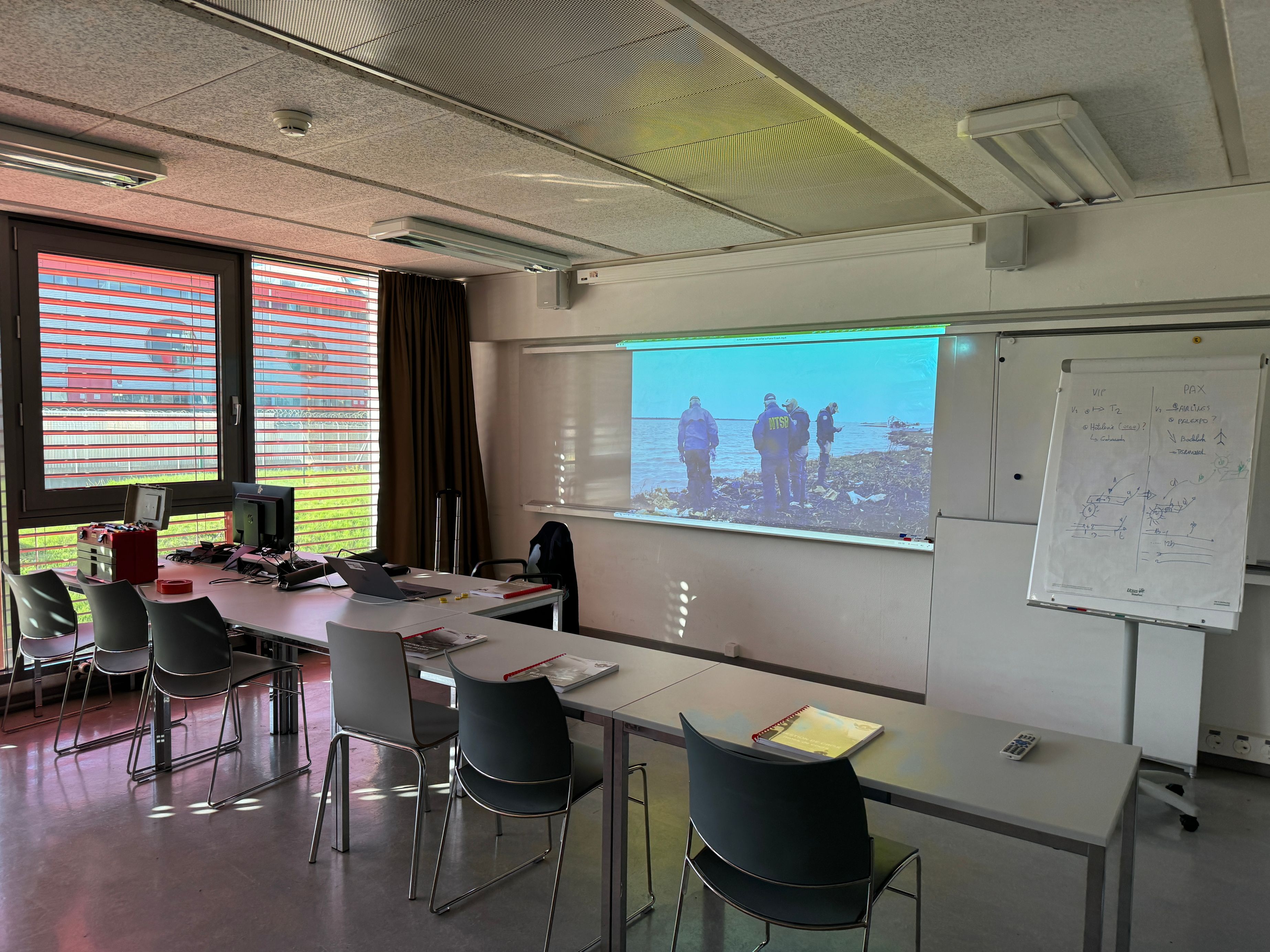 Bilder Air Safety Security Services Sàrl