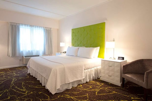 Images The Roslyn, Tapestry Collection by Hilton