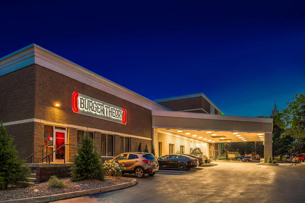 Images Holiday Inn Auburn-Finger Lakes Region by IHG