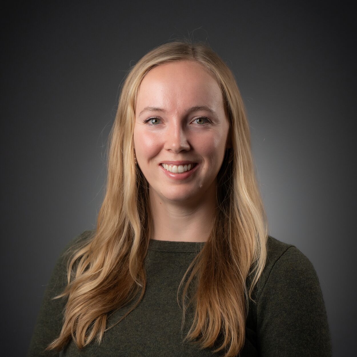 Elise R. Blaseg