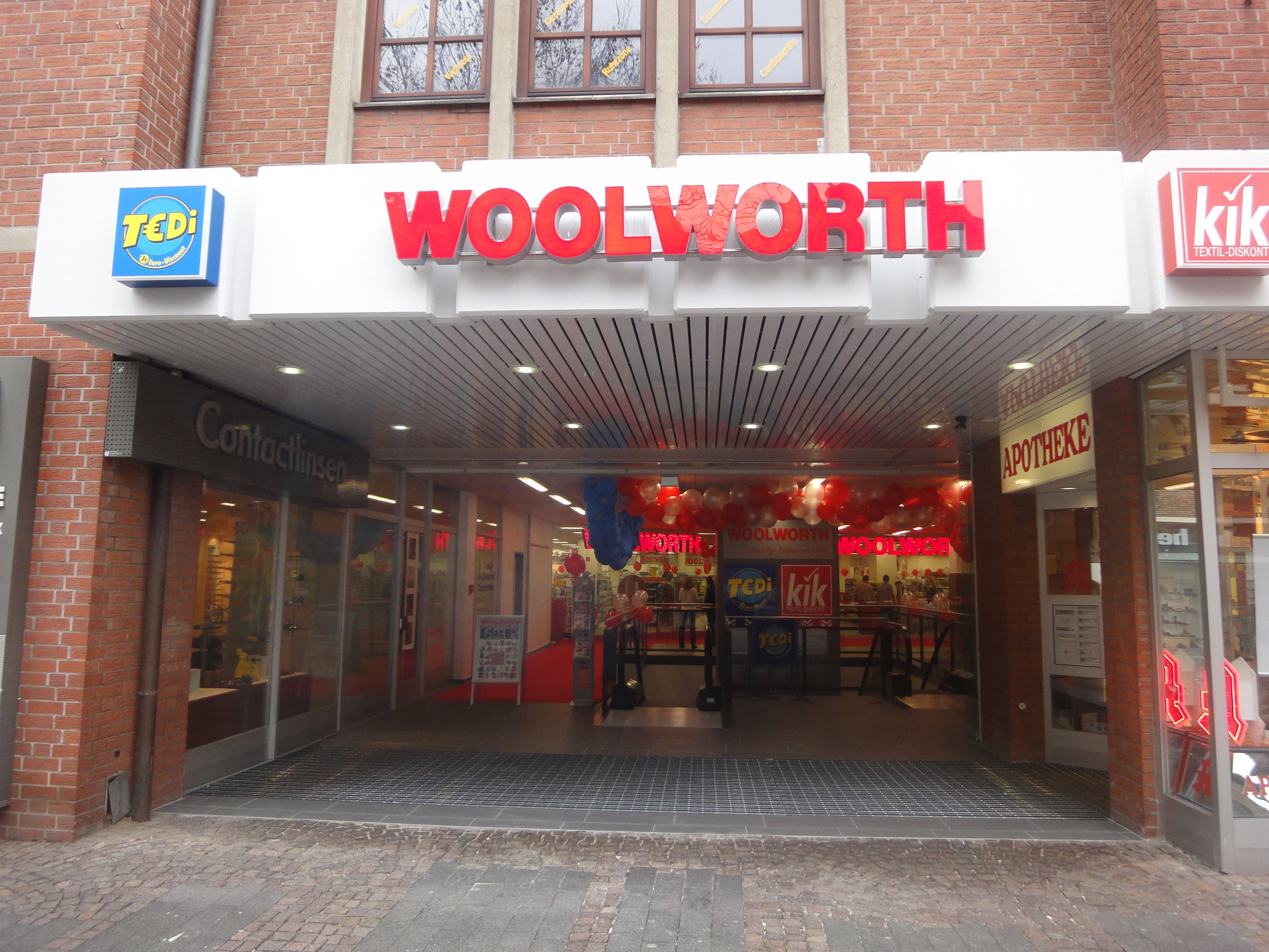 Woolworth, Moormannplatz 14-20 in Werne
