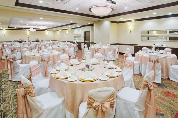 Images Crowne Plaza Anchorage-Midtown by IHG