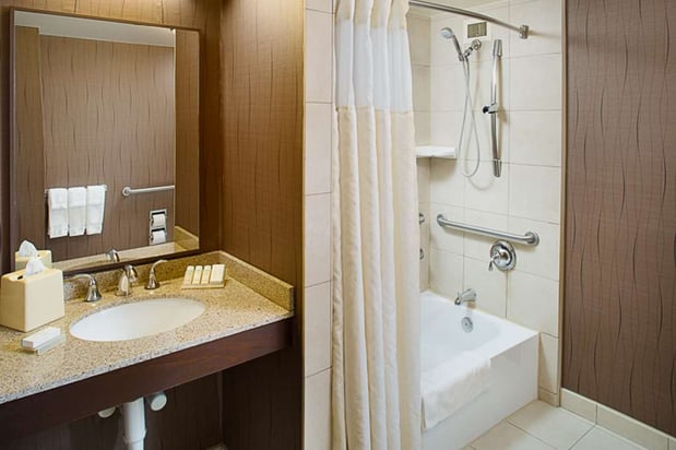 Images Hilton Garden Inn Albany Airport