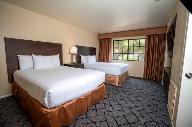 Images Scottsdale Plaza Resort