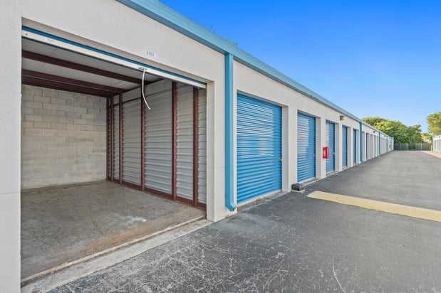Images US Storage Centers