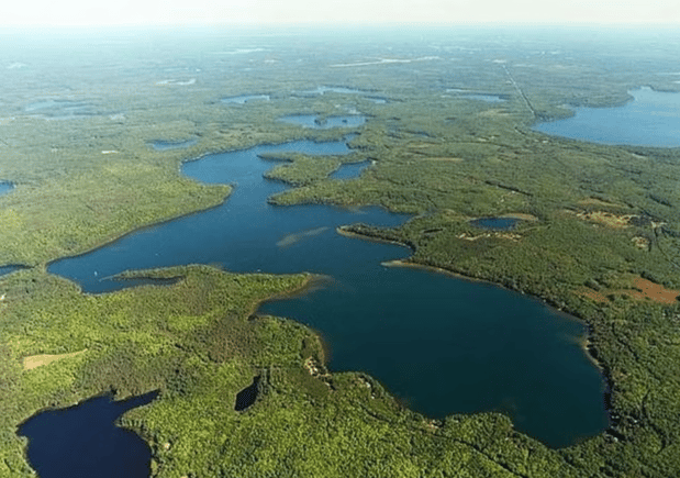 Images Thomas J Lee- Minocqua Realtor