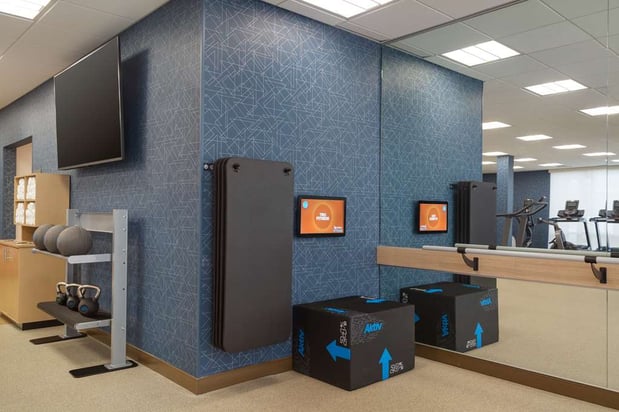 Images Tru by Hilton Ogden