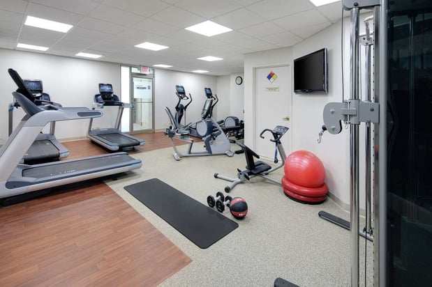Images Embassy Suites by Hilton Detroit Troy Auburn Hills