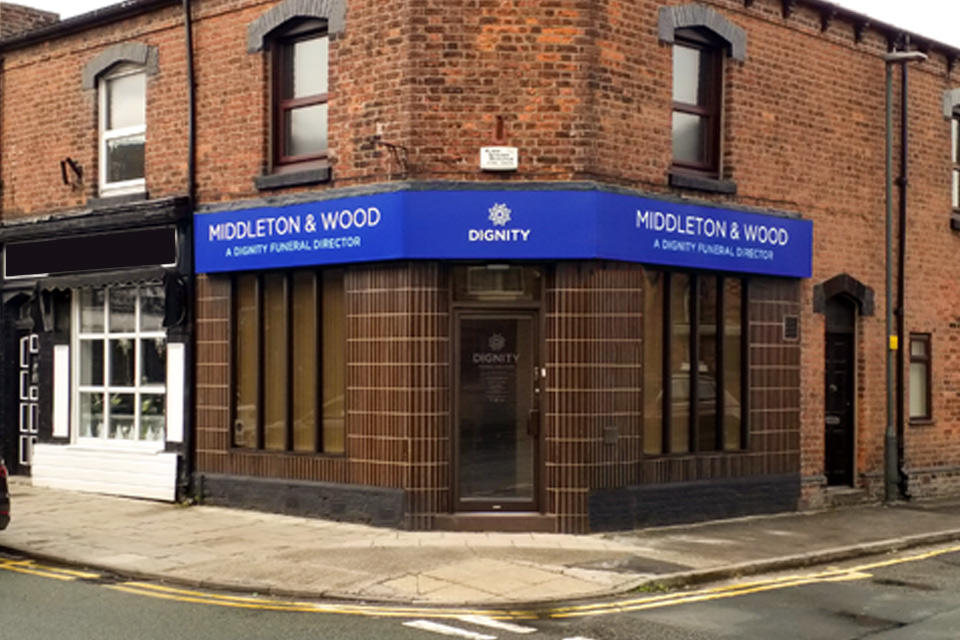 Middleton & Wood Funeral Directors Wigan 01942 719167