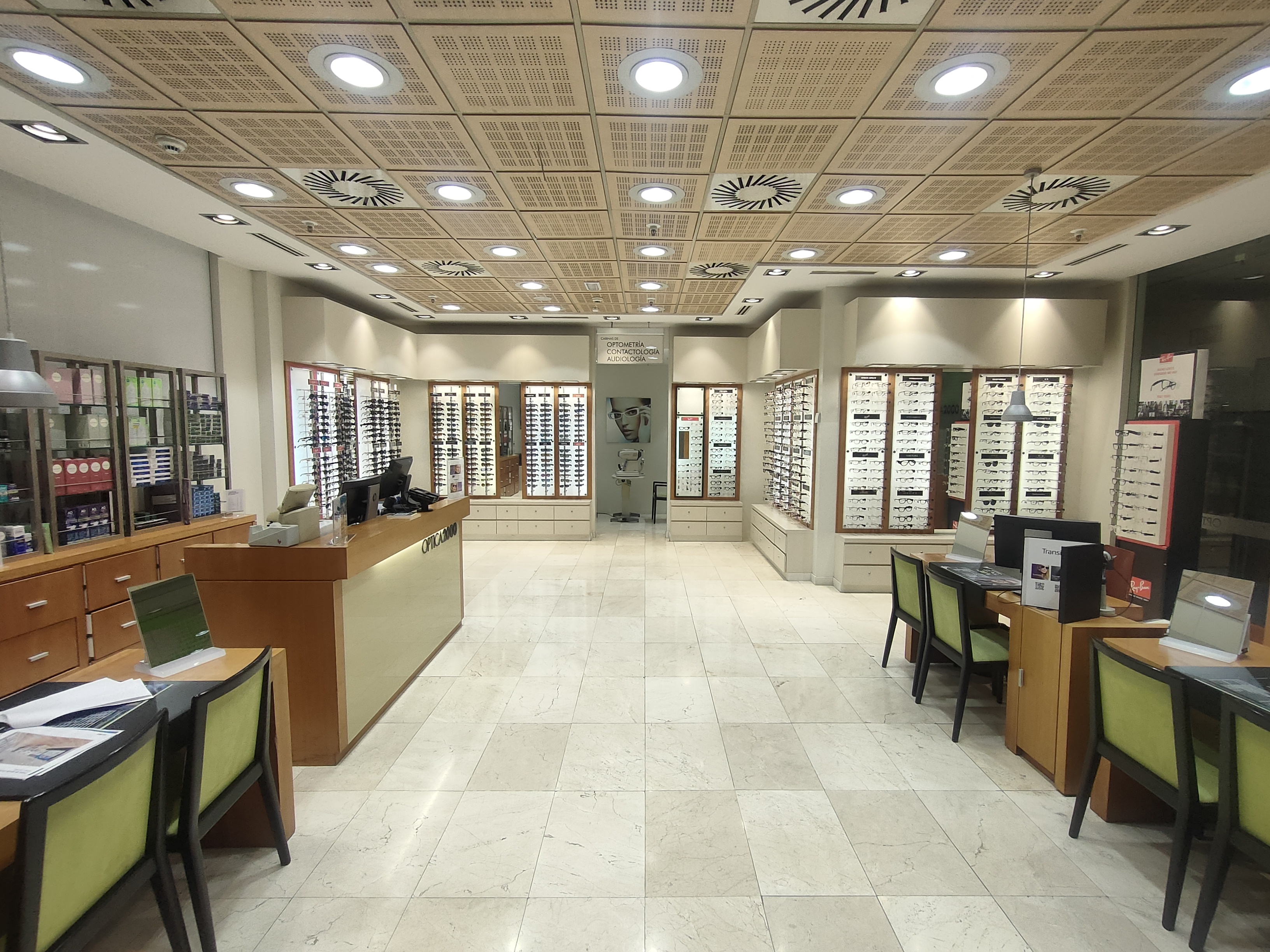 Images Optica2000 El Corte Inglés Sevilla Este