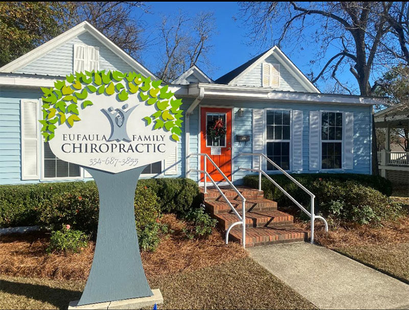 Dr. Scott Gillis, D.C. and Eufaula Family Chiropractic provide professional chiropractic services to the Eufaula area and surrounding communities. Service offerings focus on providing relief from acute and chronic pain, increased mobility and function, as well as long-term wellness care to individuals and families of all ages.