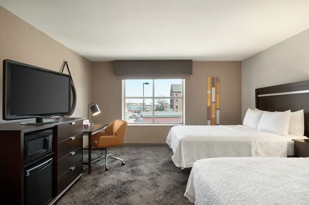 Images Hampton Inn Portland Downtown - Waterfront