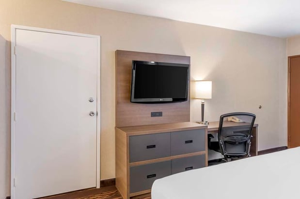 Images Best Western Plus Stovall's Inn