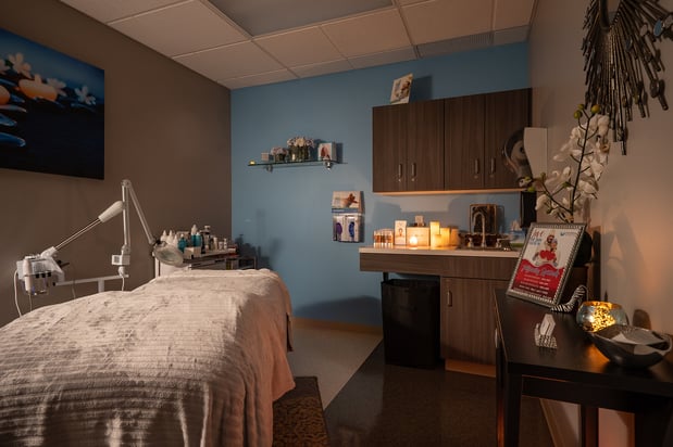 Images Universal Dermatology & Vein Care