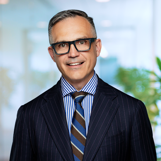 Patrick Rae headshot.