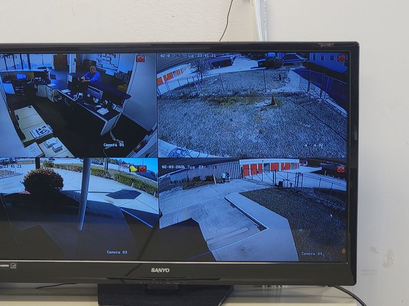 Extra Space Storage Image