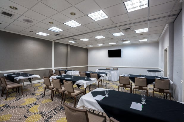 Images Holiday Inn Huntsville-Research Park by IHG