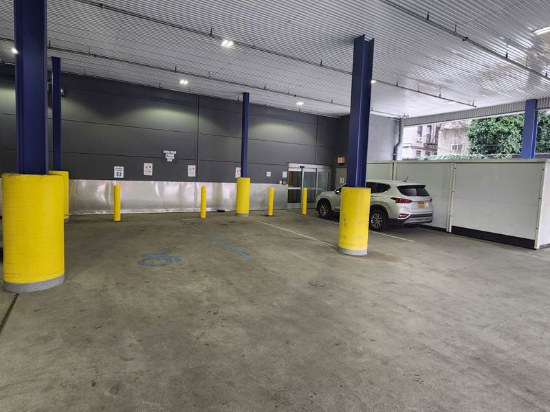 Images Extra Space Storage