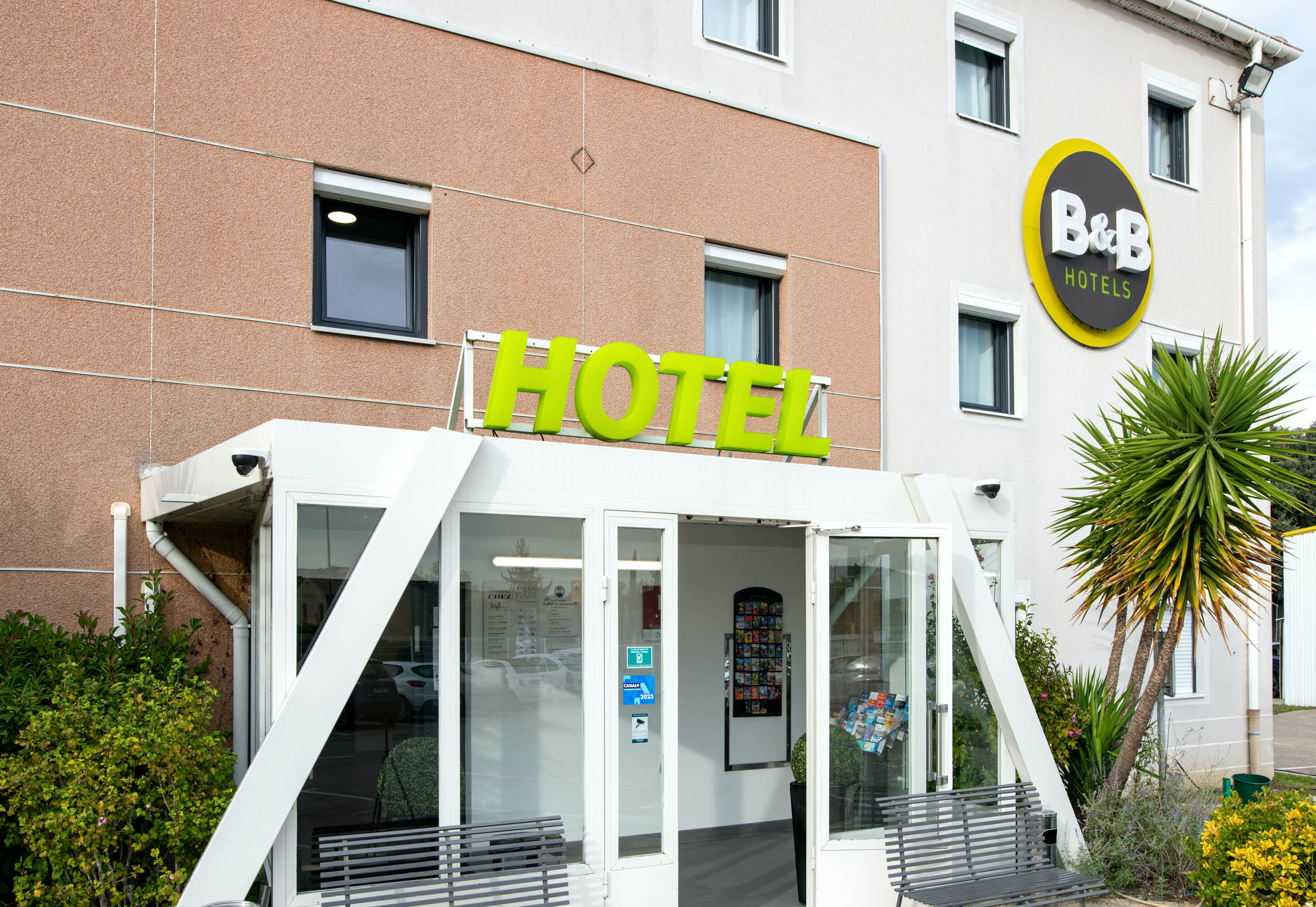 Images B&B HOTEL Bollène