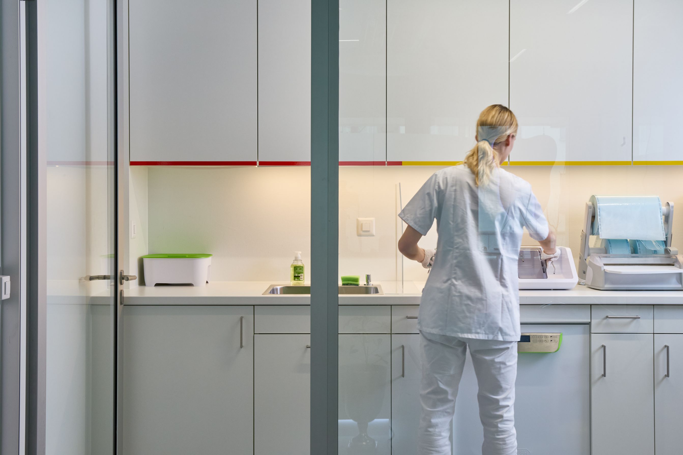 Zahnarztpraxis Pure Biodental Basel, Münchensteinerstrasse 117 in Basel
