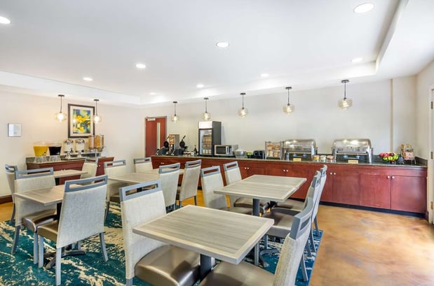 Images Best Western Plus Waynesboro Inn & Suites Conference Center