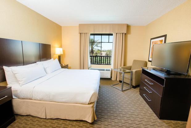 Images Holiday Inn Phoenix - Chandler, an IHG Hotel