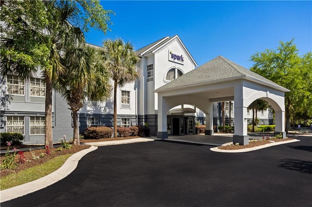 Images Spark by Hilton Bluffton Hilton Head Island