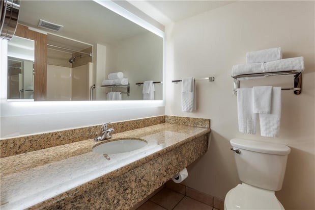 Images Best Western Plus Oak Harbor Hotel & Conference Center