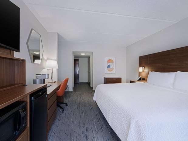 Images Holiday Inn Express & Suites Augusta West - Fort Eisenhower by IHG