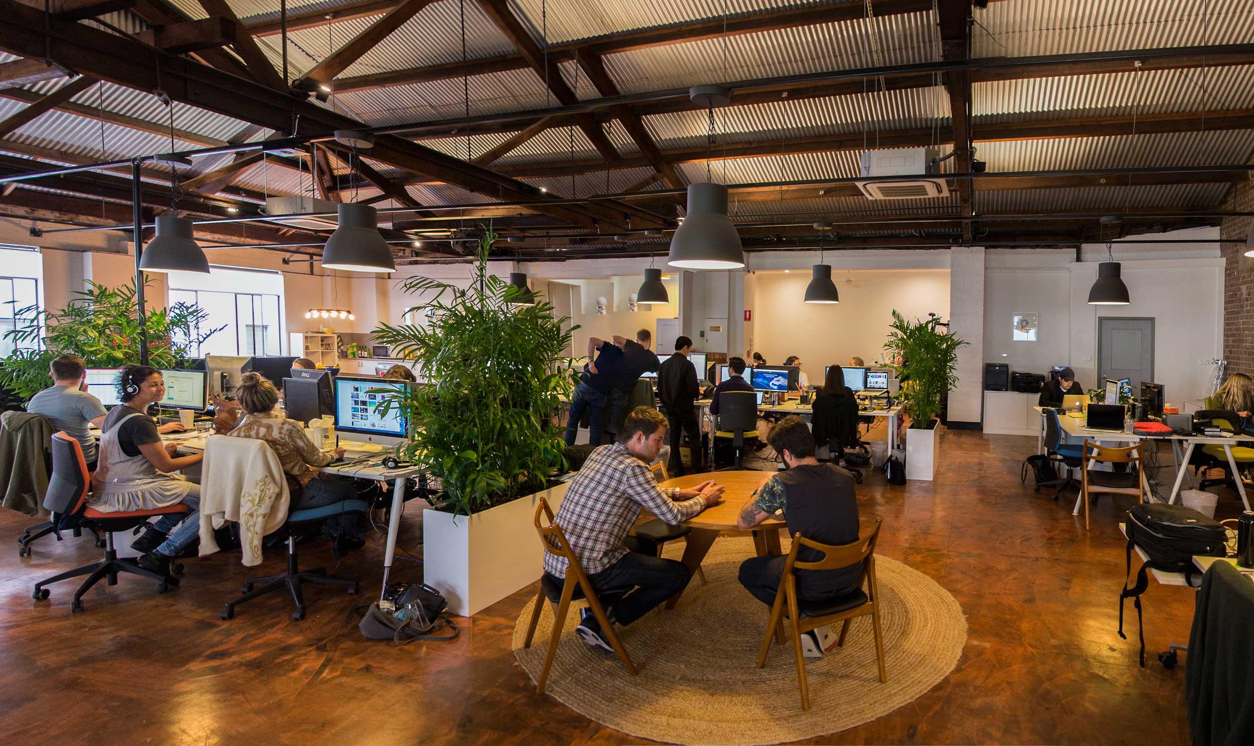 Images REBORN Digital Agency