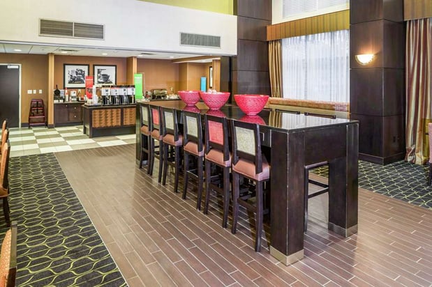 Images Hampton Inn & Suites Tulsa/Catoosa