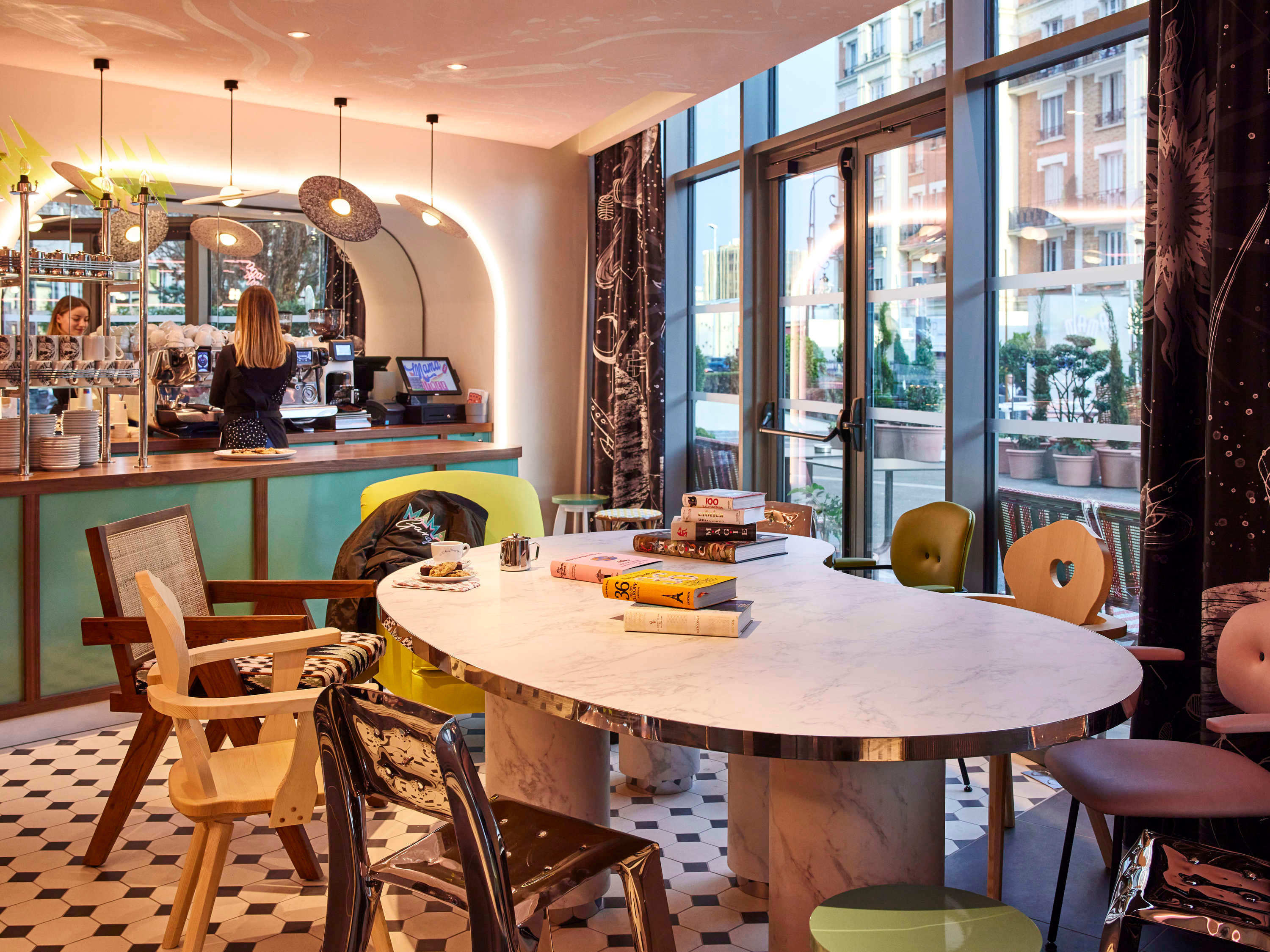 Mama Restaurant Paris La Défense