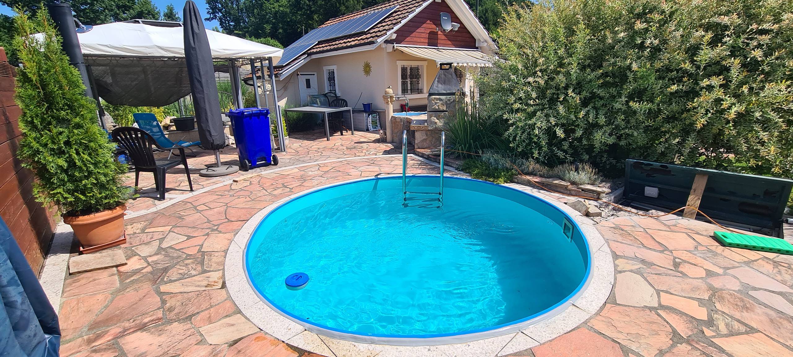 Bilder AZOTEA Schwimmbadbau & Poolbau Basel