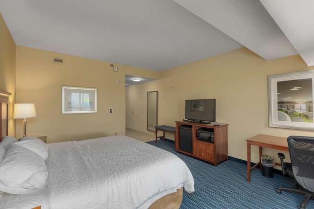 Images Hampton Inn & Suites Downtown Owensboro/Waterfront