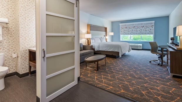 Images Holiday Inn Clarksville Northeast by IHG