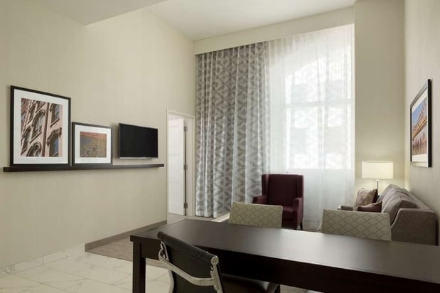Images Embassy Suites by Hilton Louisville Downtown