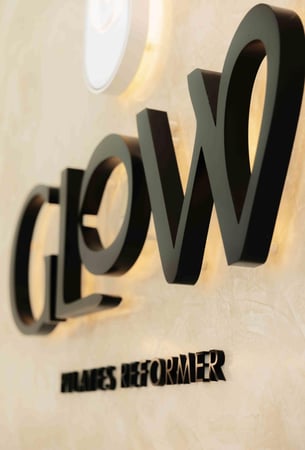 Images Glow Pilates Reformer