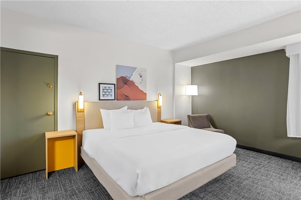 Images Spark by Hilton Des Plaines Chicago O'Hare